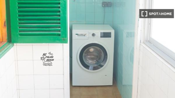 Zimmer in Wohngemeinschaft in Palma