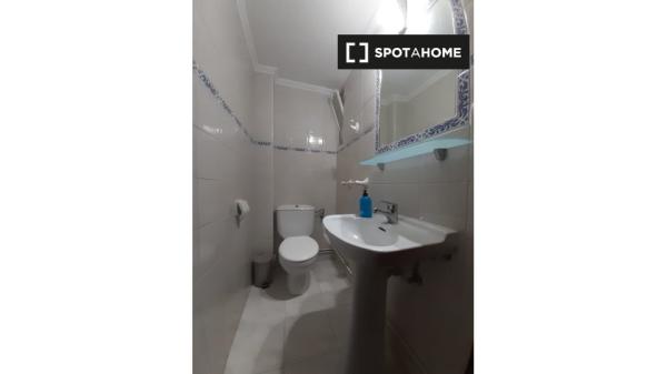 Piso completo de 2 habitaciones en Getxo