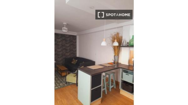 Apartamento de 2 habitaciones en alquiler en Granada, Granada