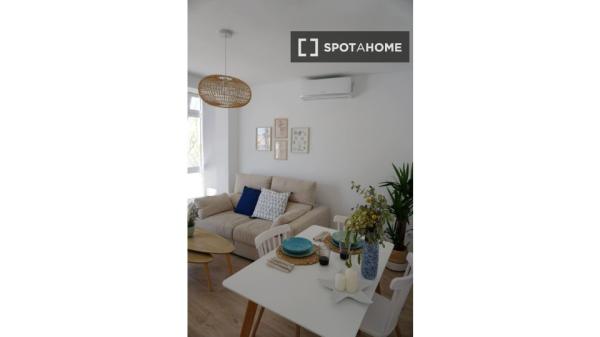 Apartamento entero de 2 dormitorios en La Herradura