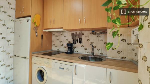 Piso entero de 3 dormitorios en Zaragoza