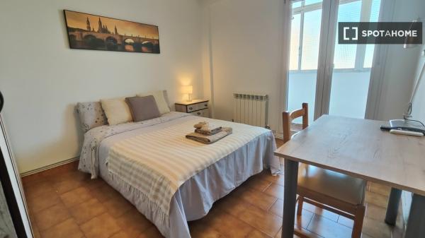 Piso entero de 3 dormitorios en Zaragoza