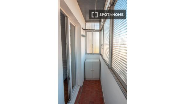 Piso entero de 3 dormitorios en Zaragoza