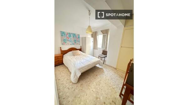 1-bedroom in shared apartment in Málaga