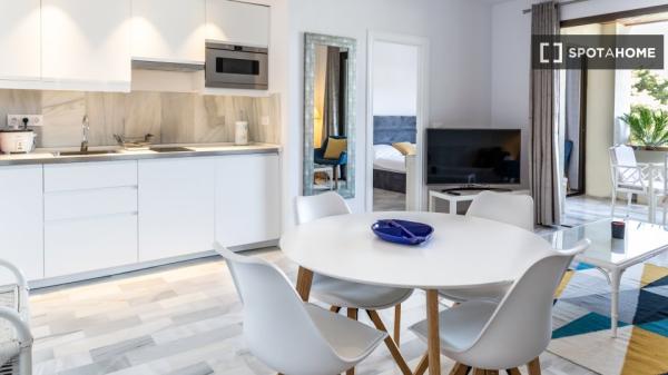 Apartamento de 1 dormitorio en alquiler en Marbella