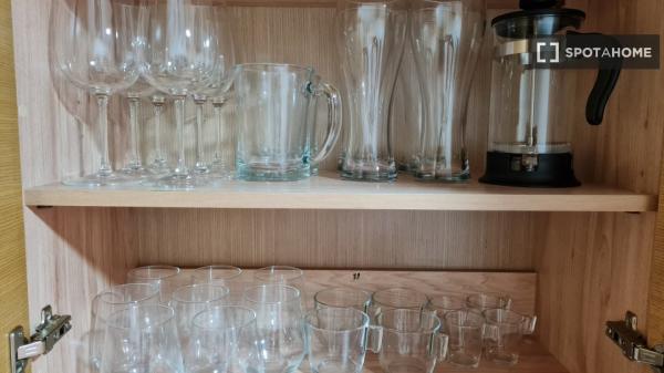 Piso de 2 dormitorios en alquiler en Alicante