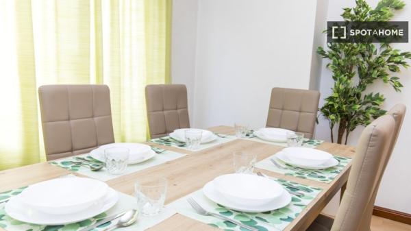 Piso entero de 3 dormitorios en Zaragoza