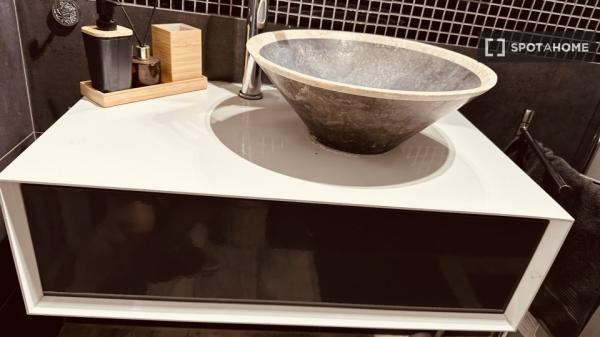 Pokój we wspólnym mieszkaniu w Santa Cruz de Tenerife