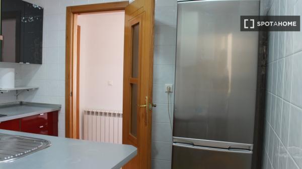 Zimmer in Wohngemeinschaft in Javalí Viejo