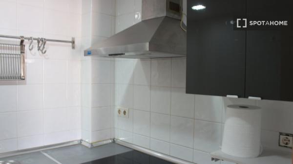 Zimmer in Wohngemeinschaft in Javalí Viejo