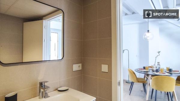 Apartamento de 2 dormitorios en alquiler en La Victoria, Málaga