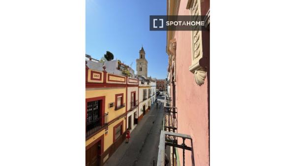 Pokój we wspólnym mieszkaniu w Sewilli