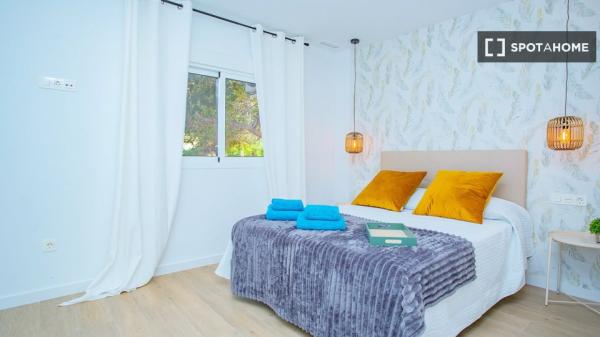 Apartamento de 3 habitaciones en alquiler en Lomas De Polo-Pinomar