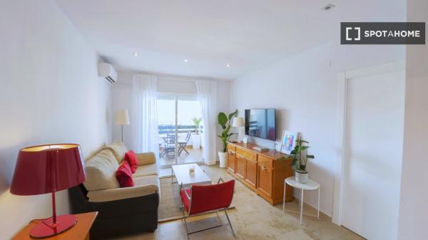 Piso entero de 2 dormitorios en Almuñécar