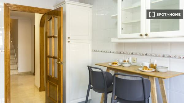 Apartamento completo de 3 dormitorios en Málaga