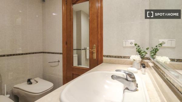Apartamento completo de 3 dormitorios en Málaga