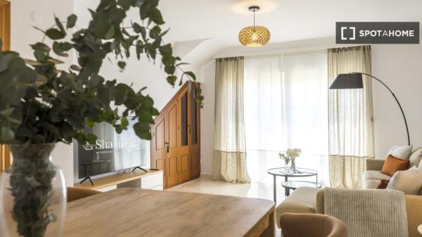 Apartamento completo de 3 dormitorios en Málaga