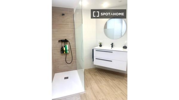 Piso entero de 3 habitaciones en Grau i Platja