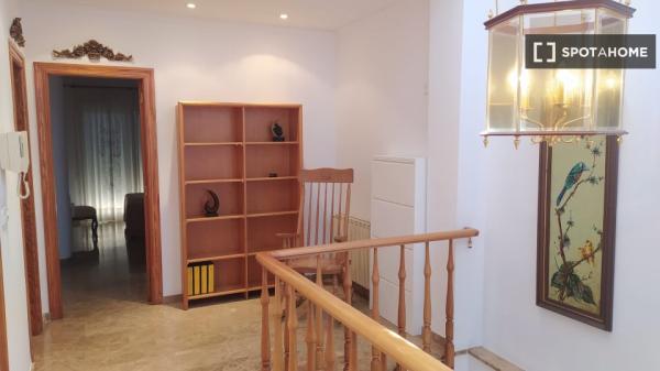 Piso en alquiler de 4 habitaciones en Daimús, Valencia