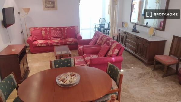 Piso en alquiler de 4 habitaciones en Daimús, Valencia