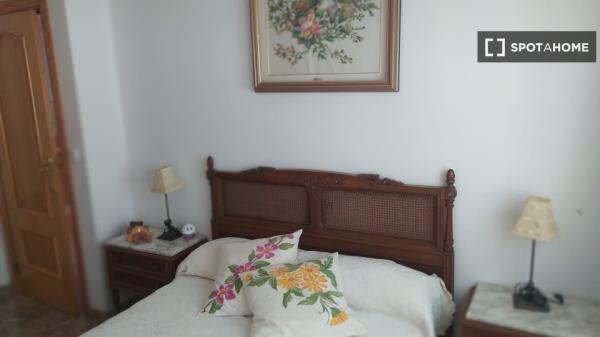 Piso en alquiler de 4 habitaciones en Daimús, Valencia