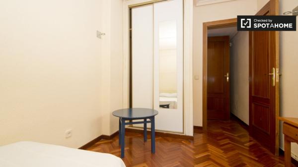 Amplio apartamento de 5 dormitorios en alquiler en Villaviciosa de Odón