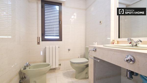 Amplio apartamento de 5 dormitorios en alquiler en Villaviciosa de Odón