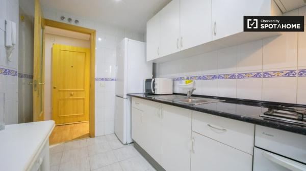 Encantador apartamento de 3 dormitorios en alquiler en Usera, Madrid