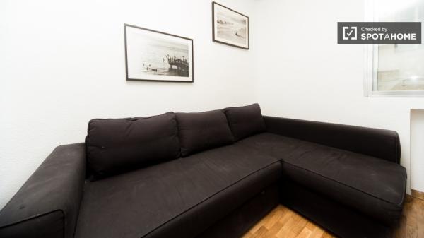Acogedor apartamento de 1 dormitorio en Salamanca, Madrid