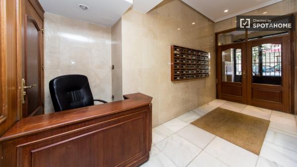 Acogedor apartamento de 1 dormitorio en Salamanca, Madrid