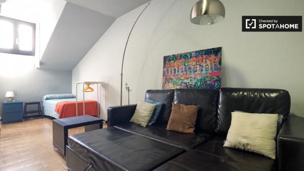 Apartamento de 2 dormitorios en alquiler en Madrid Centro