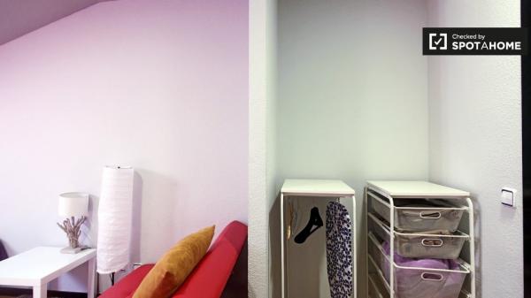 Apartamento de 2 dormitorios en alquiler en Madrid Centro