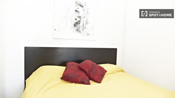 Habitación en el apartamento de 5 dormitorios Passeig de Gracia, Barcelona