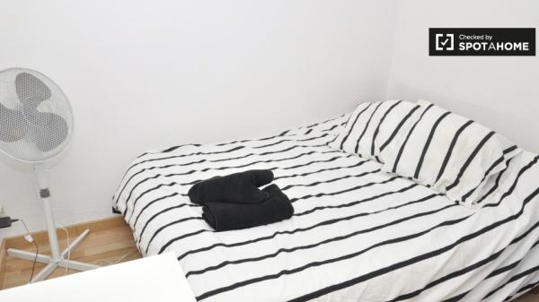 Habitación en el apartamento de 5 dormitorios Passeig de Gracia, Barcelona