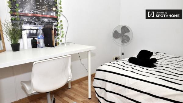 Habitación en el apartamento de 5 dormitorios Passeig de Gracia, Barcelona