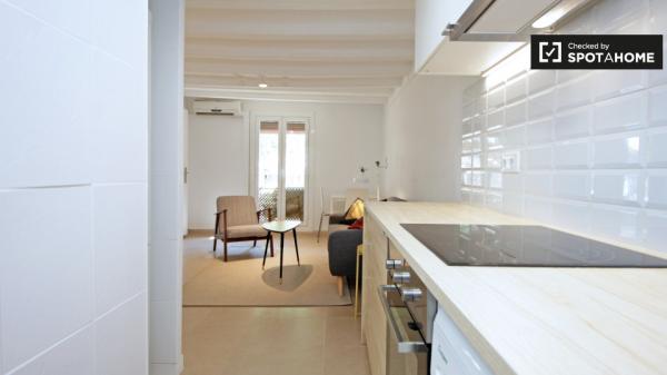 apartamento de 1 dormitorio en alquiler en Eixample Esquerra, Barcelona