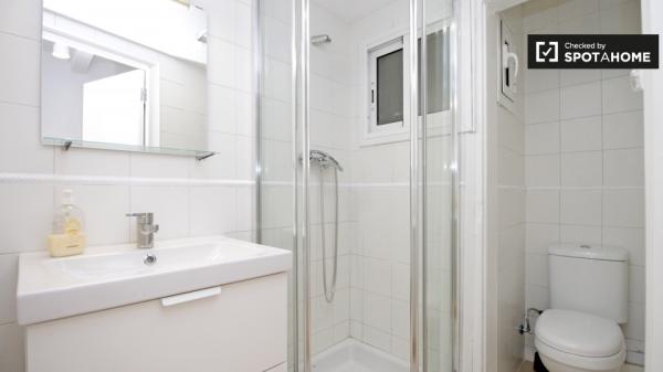 apartamento de 1 dormitorio en alquiler en Eixample Esquerra, Barcelona