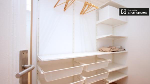 apartamento de 1 dormitorio en alquiler en Eixample Esquerra, Barcelona