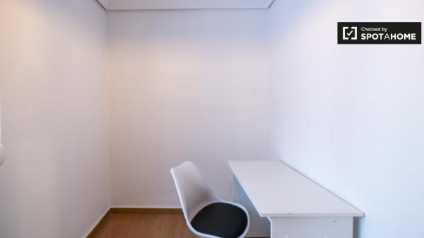 Piso de 3 habitaciones en alquiler en Valencia