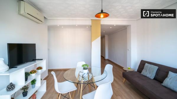 Piso de 3 habitaciones en alquiler en Valencia