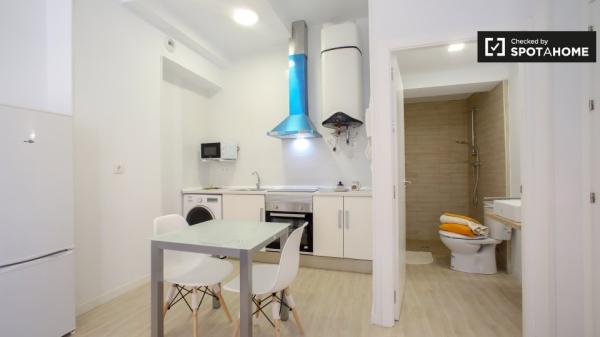 Bonito estudio en alquiler en Poblats Marítims, Valencia.