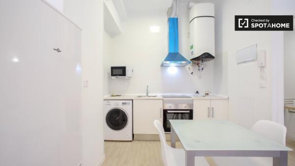 Bonito estudio en alquiler en Poblats Marítims, Valencia.