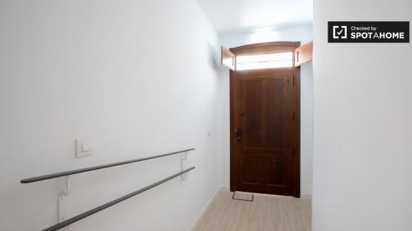 Bonito estudio en alquiler en Poblats Marítims, Valencia.