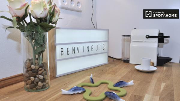 Apartamento de 2 dormitorios en alquiler - Exaimple Izquierdo, Barcelona