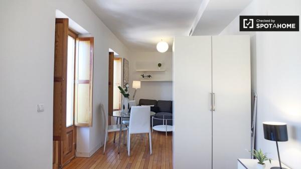 Apartamento en alquiler en Puerta del Ángel, Madrid