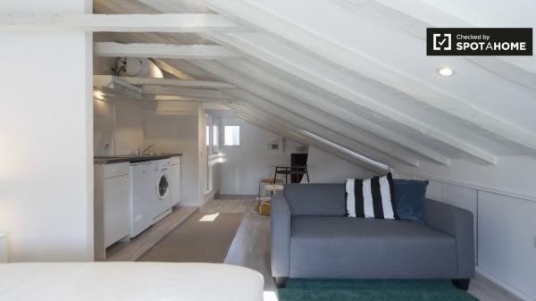 Elegante estudio en alquiler en Centro, Madrid