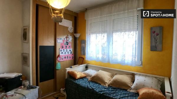 Amplio apartamento de 3 dormitorios en alquiler en Tetuán, Madrid