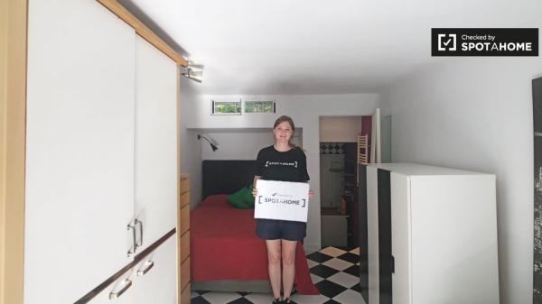 Divertido estudio en alquiler en Chamartín, Madrid