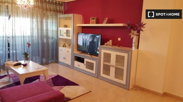 Habitación en piso compartido en Alicante