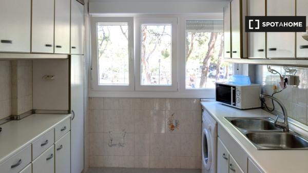 Habitación en piso compartido en Zaragoza